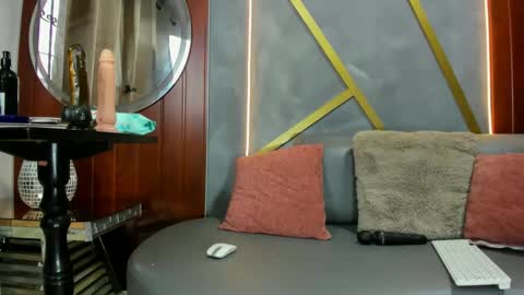 MiaCours online show from March 11, 11:57 am