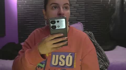 Mia online show from January 11, 2:39 am