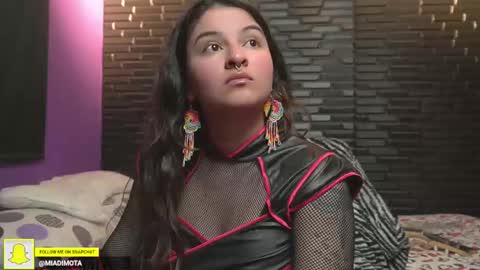 Mia online show from October 17, 4:38 am