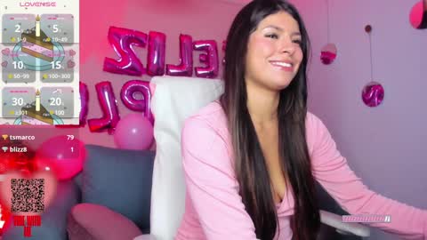 Snapshot of miadlucca chatting on February 7, 2:08 am Mia online show from February 7, 2:08 am