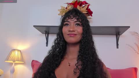 Call me Mia online show from December 20, 5:40 pm
