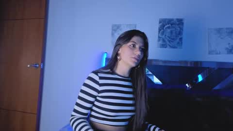 Snapshot of miagreisy chatting on September 11, 4:47 am mia antonella online show from September 11, 4:47 am