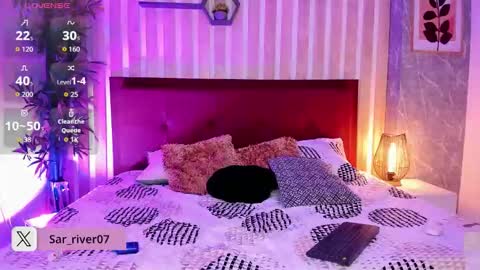 Mia Connor online show from November 7, 8:00 pm