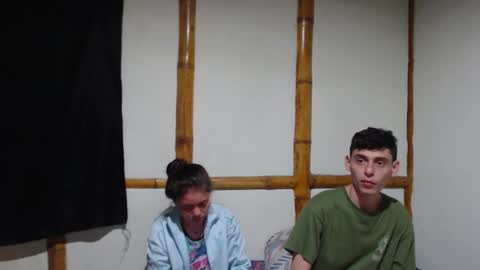 Snapshot of miahells chatting on February 10, 11:23 pm Mia Sam online show from February 10, 11:23 pm