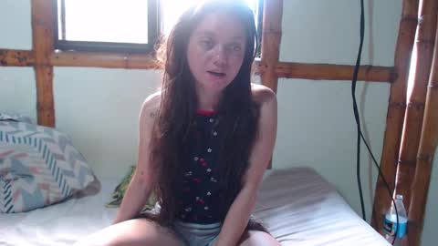Snapshot of miahells chatting on September 11, 4:41 pm Mia Sam online show from September 11, 4:41 pm