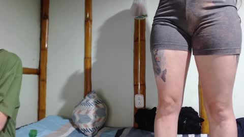 Snapshot of miahells chatting on March 9, 11:03 pm Mia Sam online show from March 9, 11:03 pm