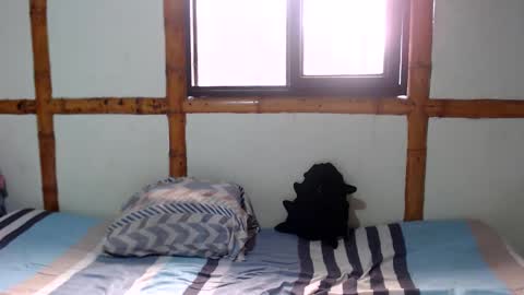 Mia  Sam online show from October 5, 4:14 pm