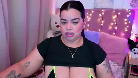 Miah Joness online show from November 28, 12:40 am