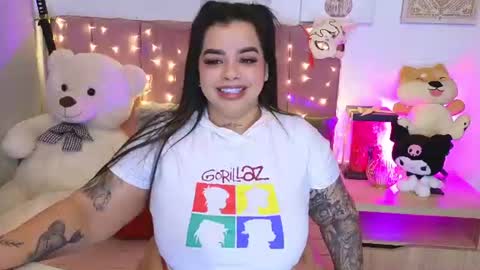 Miah Joness online show from July 15, 11:41 pm