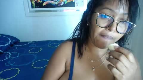 Snapshot of miajoseph_ chatting on January 20, 7:15 am miajoseph_ online show from January 20, 7:15 am