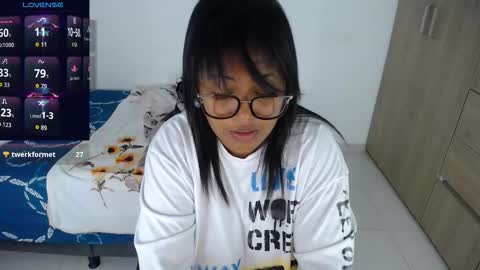 Snapshot of miajoseph_ chatting on September 10, 4:57 am miajoseph_ online show from September 10, 4:57 am