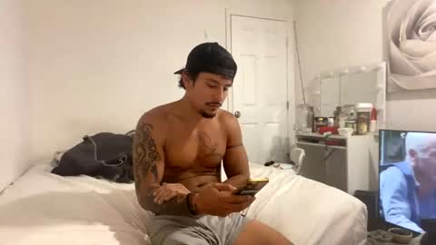 miamiclos1 online show from November 24, 6:39 pm