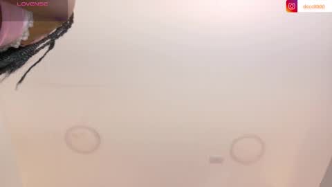 Mia  online show from March 6, 3:35 pm