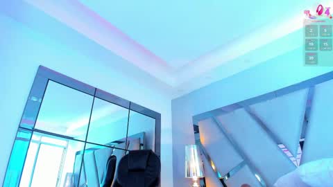 miamirage_ online show from October 18, 2:21 pm