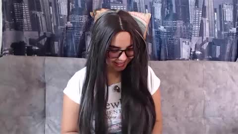 Mia Peyton   online show from February 3, 3:49 pm