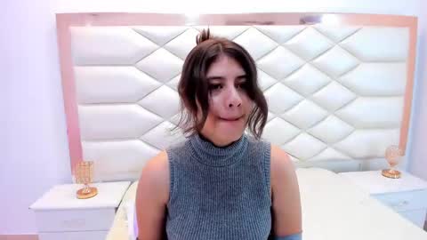 Sweetie Mia online show from February 20, 12:25 pm