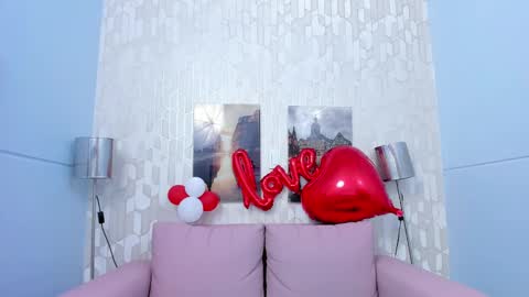 Snapshot of miaquevedo chatting on February 4, 12:22 pm Mia Quevedo online show from February 4, 12:22 pm