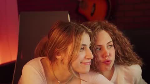 u love online show from March 9, 2:54 pm