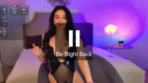 miarommano online show from March 2, 8:27 am