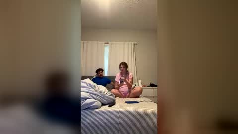 miasmith_001 online show from June 25, 10:26 pm