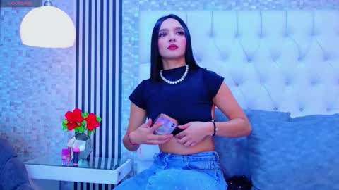 Mia Sweetth online show from February 20, 4:12 am