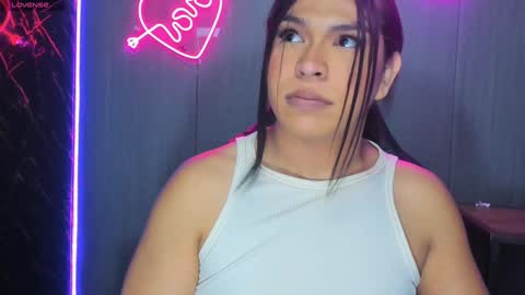 Miaa valentinaaa online show from December 20, 5:14 am