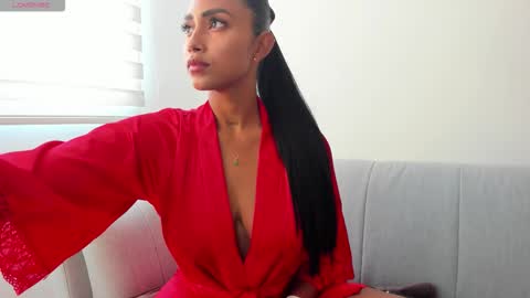 Mia Velvet  online show from December 18, 7:09 pm