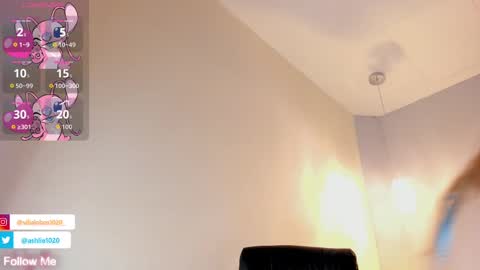 Mia Villalobos online show from September 20, 1:47 pm