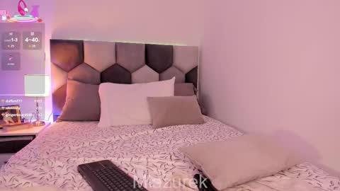 THE BEST LOVRS antonio flatlastifoundyoulautrebleudrpapaolu donnie lbsunkown1804 online show from September 25, 3:46 am