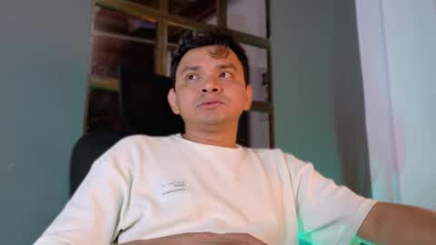 michael0730 online show from February 10, 1:52 am