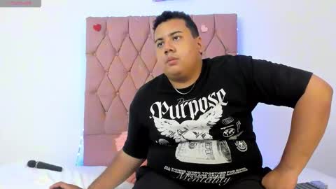 Micky and Sharon online show from October 17, 3:43 am