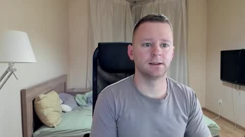 Snapshot of michael_birkin chatting on October 18, 4:05 am Michael Birkin online show from October 18, 4:05 am