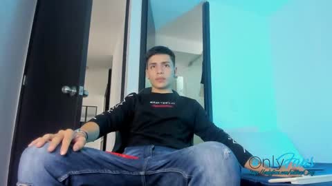 Snapshot of michael_boy88_ chatting on September 9, 9:04 pm Michael Boy online show from September 9, 9:04 pm