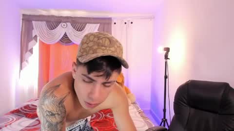 Michael Boy online show from May 19, 7:54 pm