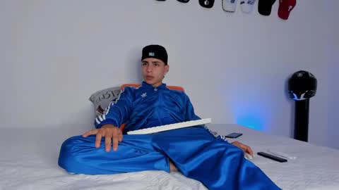 Snapshot of michael_boy88_ chatting on March 11, 8:19 am Michael Boy online show from March 11, 8:19 am