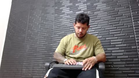 Michael Daviss online show from February 6, 2:26 pm
