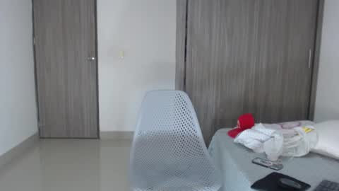 Snapshot of michael_jordanx chatting on December 28, 7:11 am Angel online show from December 28, 7:11 am