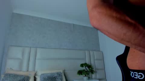 Michael online show from October 17, 6:39 am