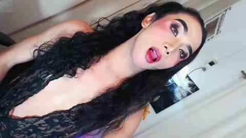 michaelagoddess online show from October 22, 6:42 pm