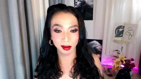 michaelagoddess online show from April 23, 7:04 pm