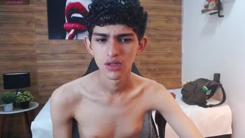 michaelkoiv online show from April 4, 12:23 pm