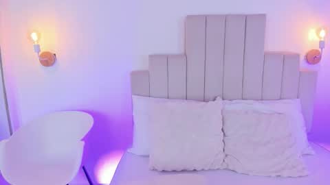 Michael Walkerr online show from November 4, 9:16 pm