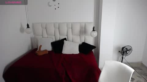 michel_rous_la_mas_caliente online show from November 8, 2:20 pm