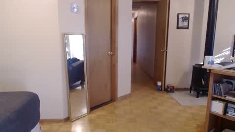 Michelle online show from February 22, 3:47 pm