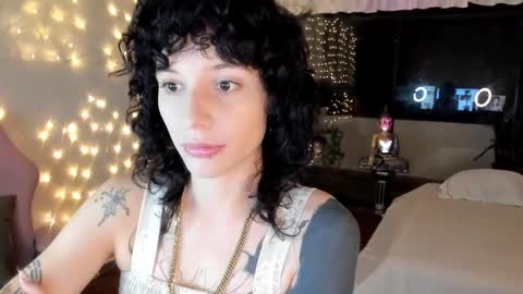 Michelle Ramirez online show from October 12, 4:49 am