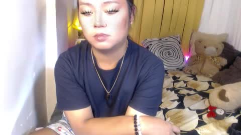 Michelle online show from April 28, 8:18 am