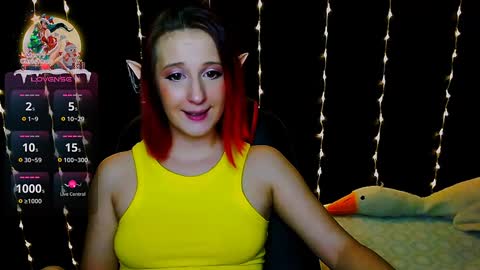 Snapshot of michelleevie chatting on January 7, 4:39 am Agatha online show from January 7, 4:39 am