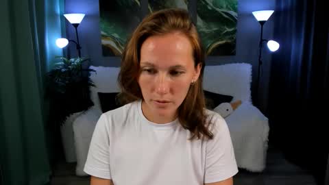 Snapshot of michelleortis chatting on September 17, 1:14 pm MichelleOrtis online show from September 17, 1:14 pm