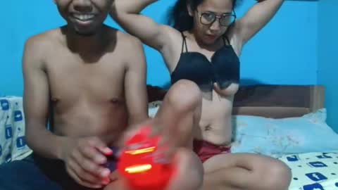 mickaking online show from November 7, 8:22 pm