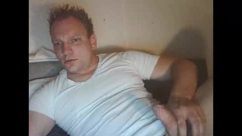 mickkxl online show from November 24, 12:26 pm